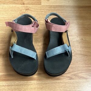 Teva Sandal